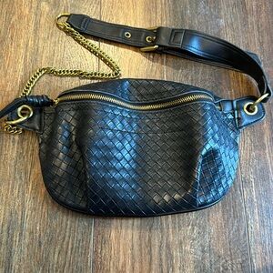 Black Woven Fanny Bag / Purse Gold Chain
